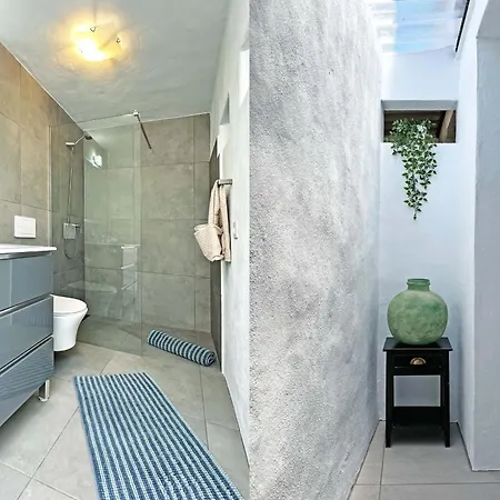 Casa El Buen Jesus Holiday home